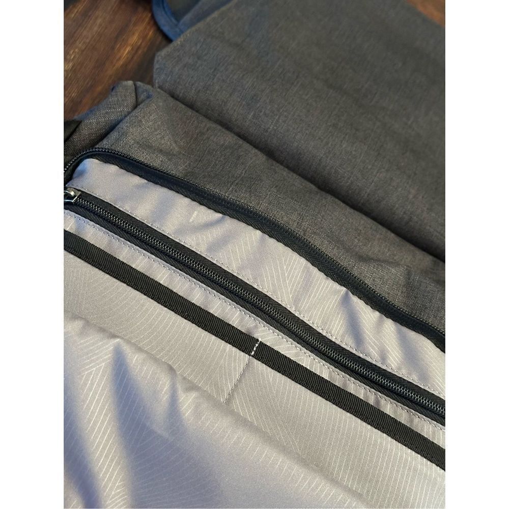 Case Logic Reflection camera/messenger bag - Picture 4 of 16